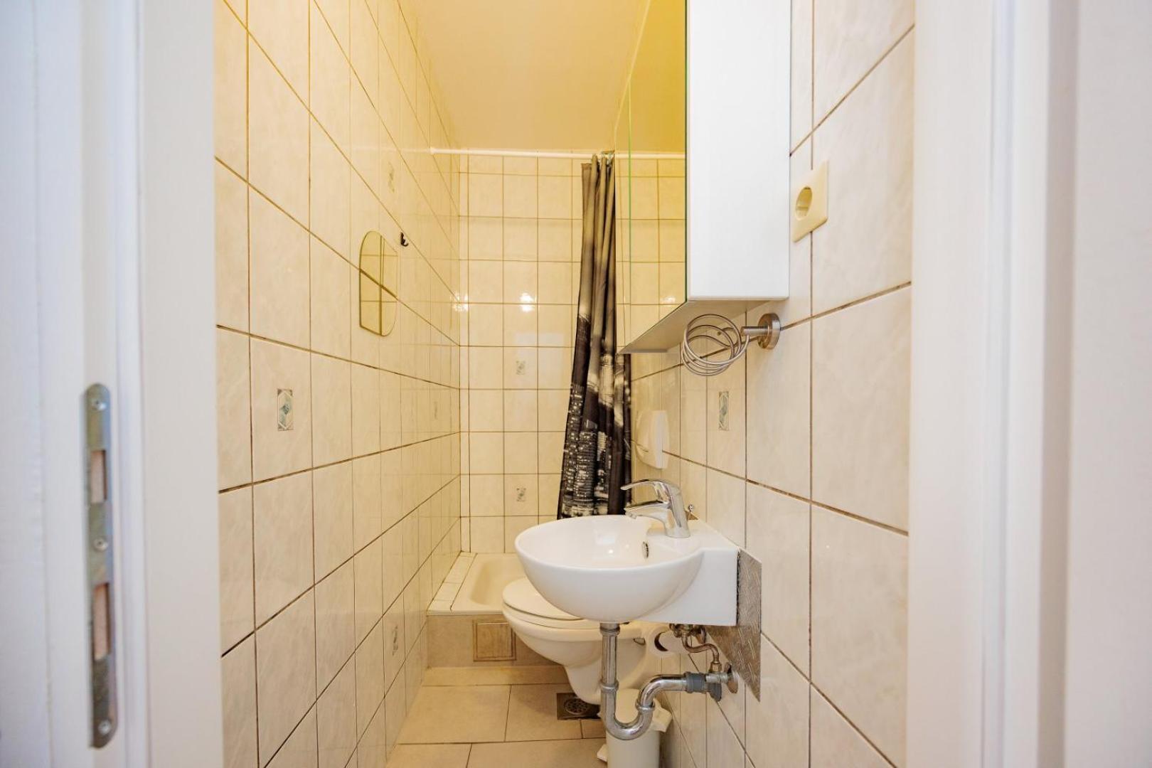 Apartament Crowonder Lucky House With Pool And Patio 30 Meters From The *