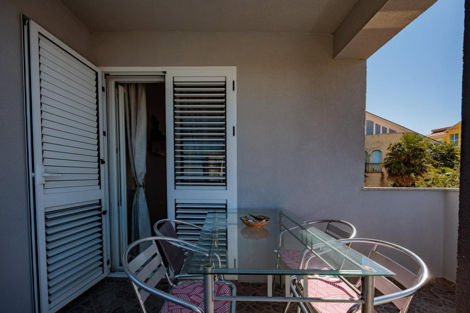 Crowonder Lucky House With Pool And Patio 30 Meters From The * Zadar