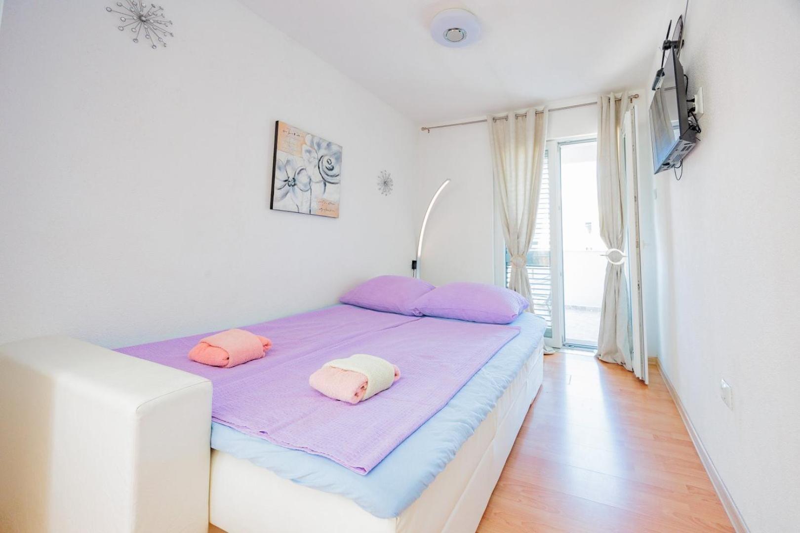 Apartament Crowonder Lucky House With Pool And Patio 30 Meters From The *