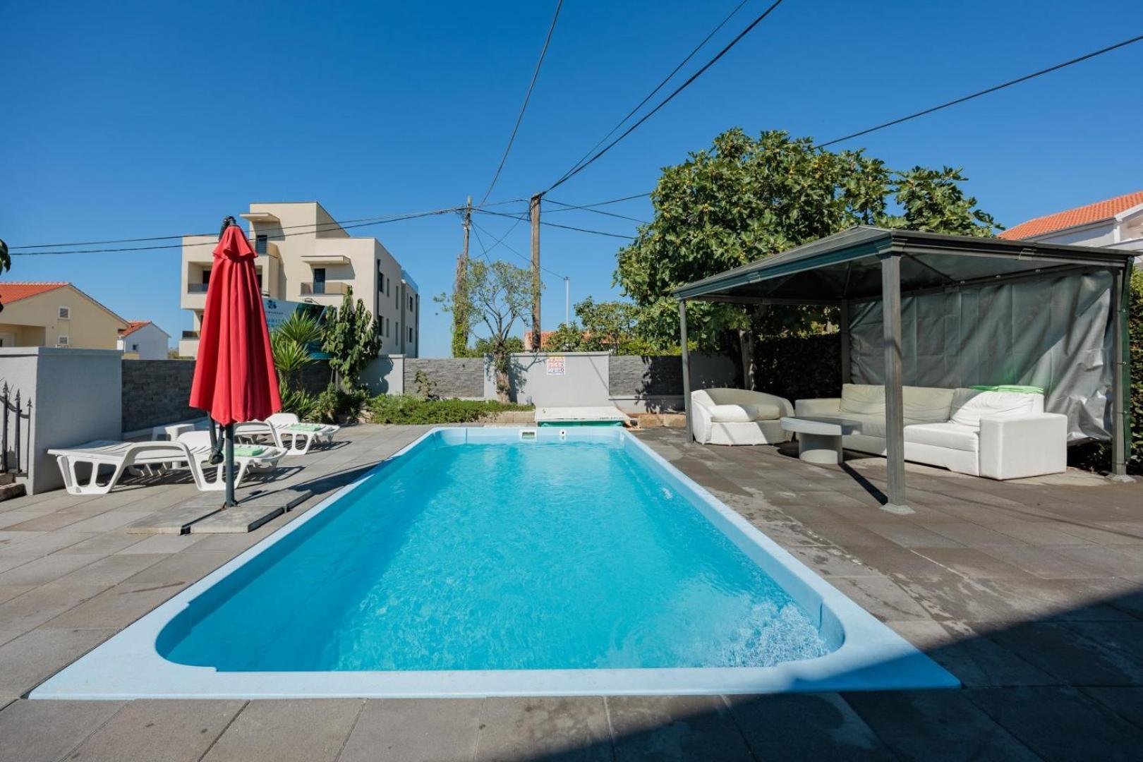 Apartament Crowonder Lucky House With Pool And Patio 30 Meters From The Zadar